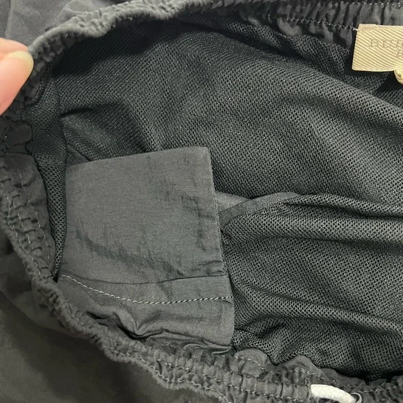 Burberry Brit Men's Swim Trunks Size Medium - Picture 4 of 6